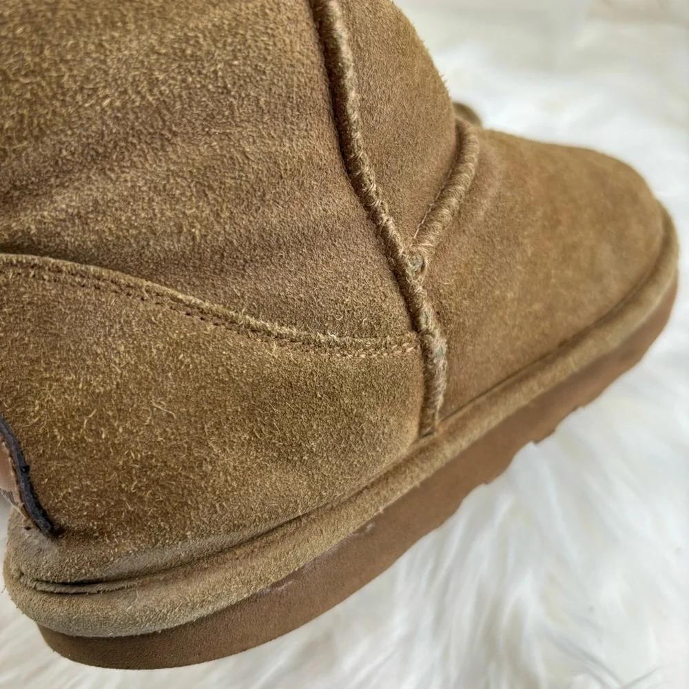 BEARPAW FUR WINTER TALL BOOTS SIZE 8